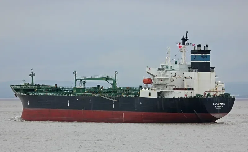 LAKATAMIA Tanker IMO 9203796 photo 8