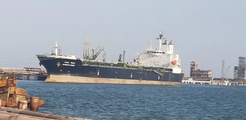 SANMAR SITAR Tanker IMO 9203801 photo 3