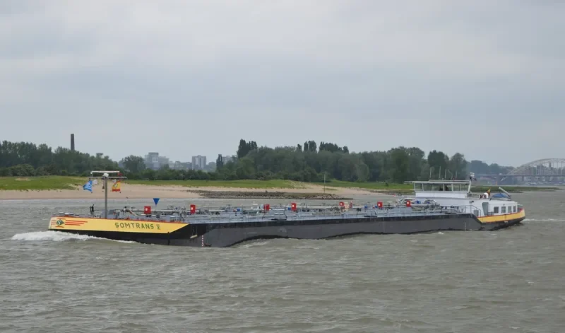 SOMTRANS V Tanker IMO 9204415 photo 6