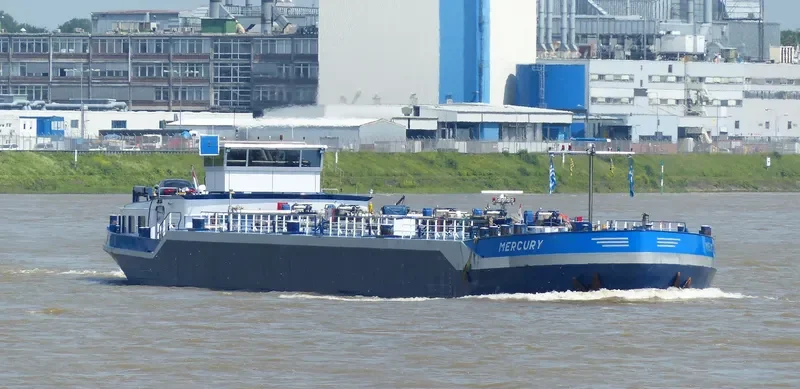 MERCURY Tanker IMO 9204427 photo 8