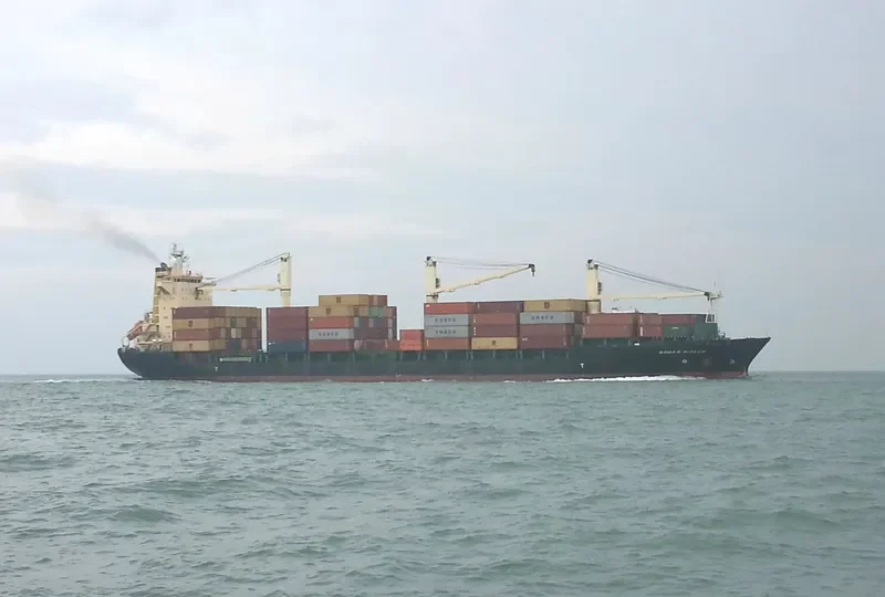 BOMA Container Ship IMO 9204489 photo 4