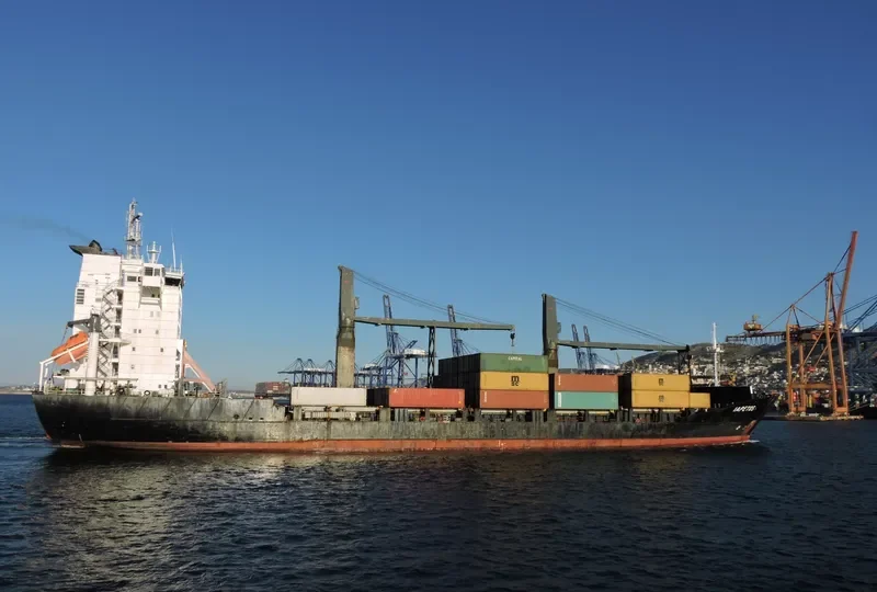 IAPETOS Container Ship IMO 9204491 photo 5
