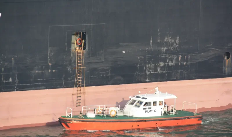 PILOT 13 General Cargo IMO 9204661 photo 2