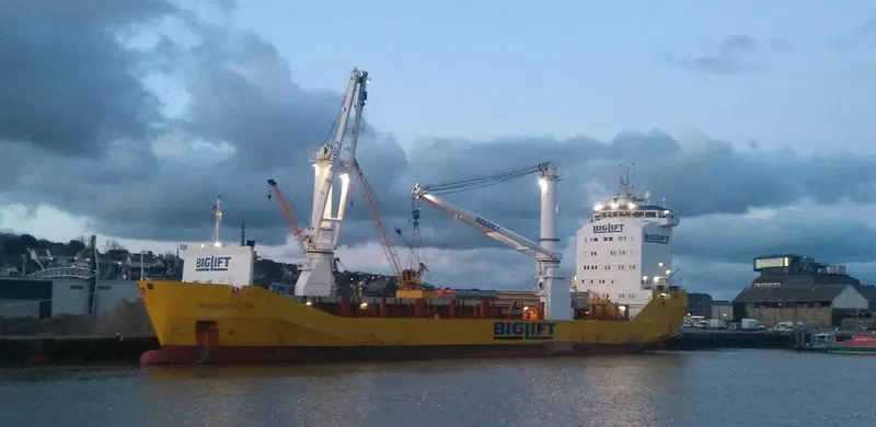 TRANSPORTER Container Ship IMO 9204714 photo 2