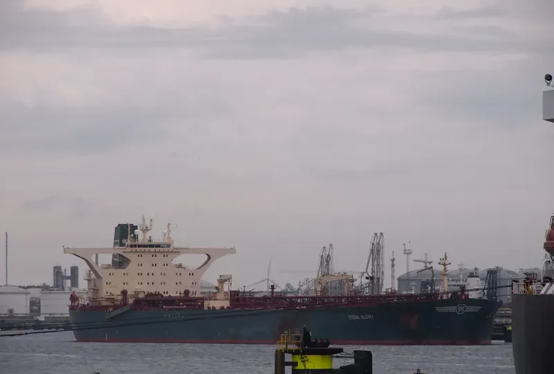 VALENTINE Tanker IMO 9205079 photo 9
