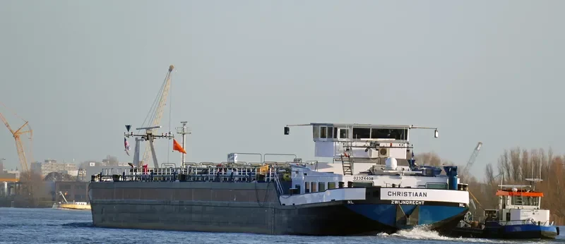 CHRISTIAAN Tanker IMO 9205134 photo 9