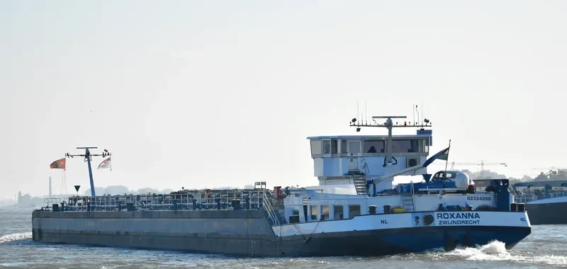 ROXANNA Tanker IMO 9205469 photo 2