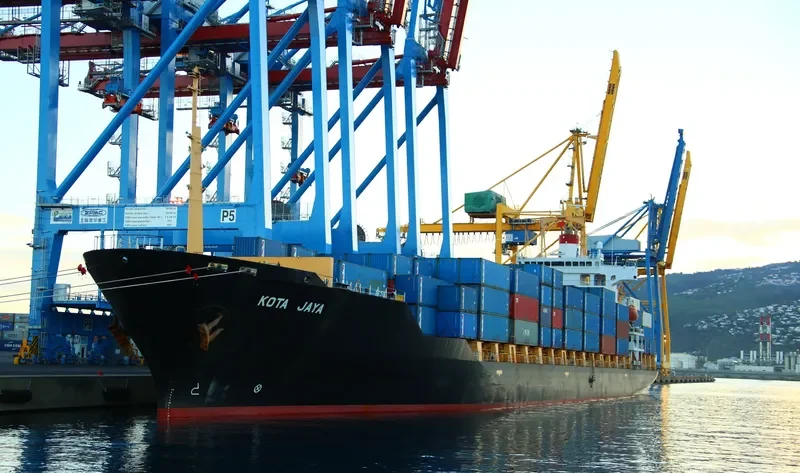 KOTA JAYA Container Ship IMO 9205677