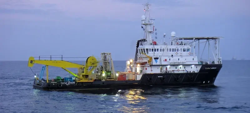 TOPAZ ARROW Offshore Vessel IMO 9207015 photo 2