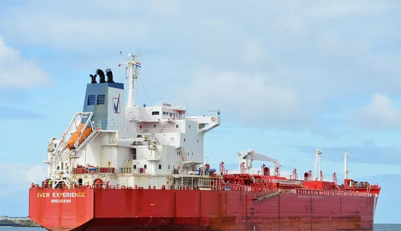 LOYALTY Tanker IMO 9207716 photo 2