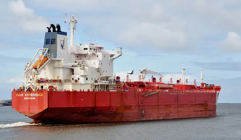 LOYALTY Tanker IMO 9207716 photo 7