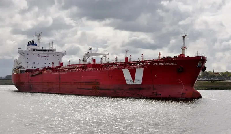 LOYALTY Tanker IMO 9207716 photo 8