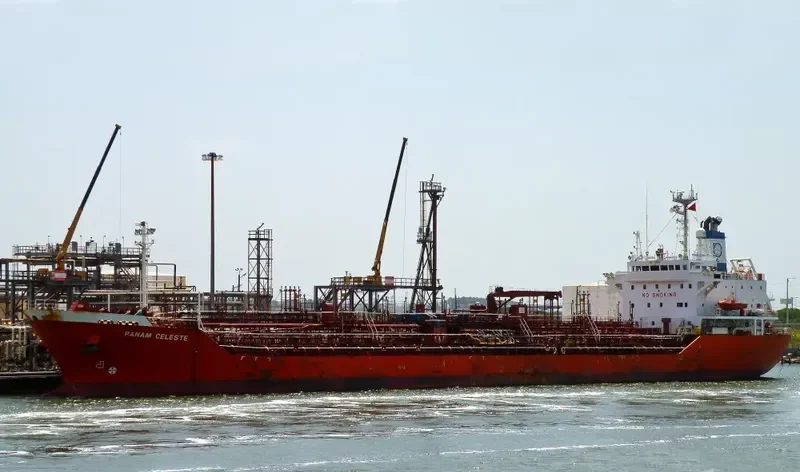 SUN IRIS Tanker IMO 9207857 photo 5