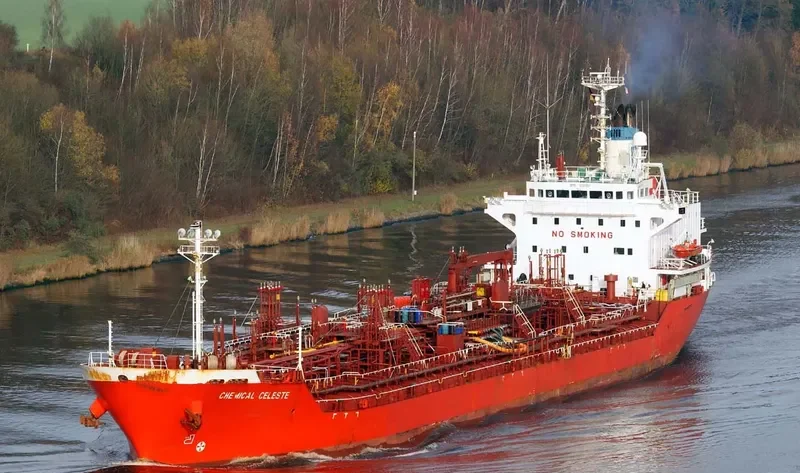 SUN IRIS Tanker IMO 9207857 photo 6