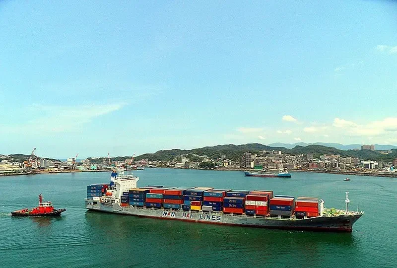 WAN HAI 232 Container Ship IMO 9208162 photo 3