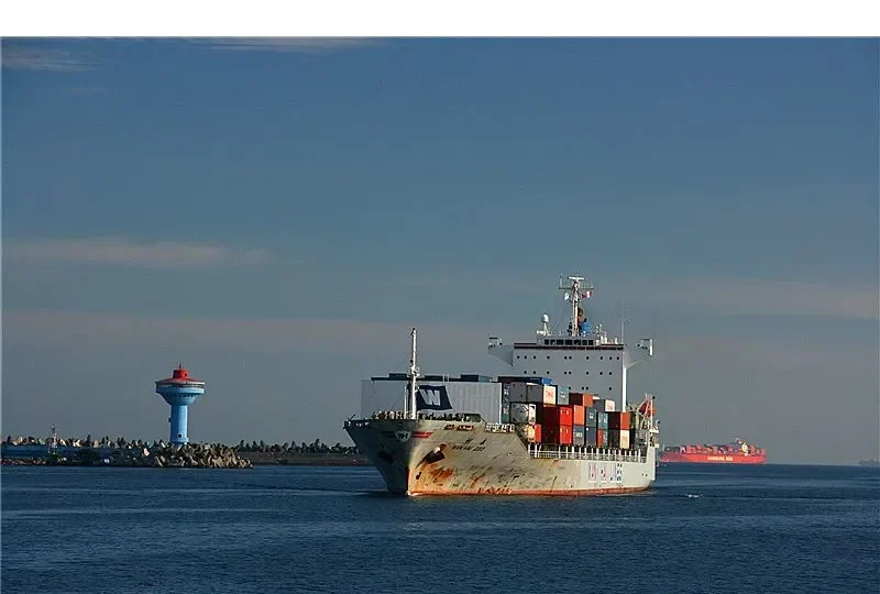 WAN HAI 233 Container Ship IMO 9208174 photo 7