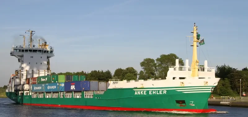 NAYADA Container Ship IMO 9208459 photo 4