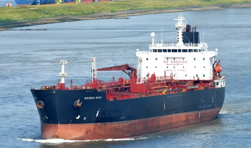 AZZA Tanker IMO 9208473 photo 7
