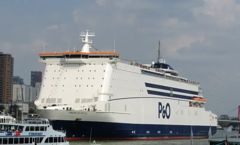 PRIDE OF HULL Ro-Ro IMO 9208629 photo 6