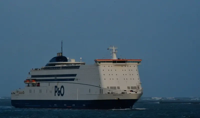 PRIDE OF HULL Ro-Ro IMO 9208629 photo 8