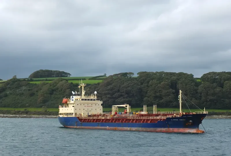 ARIN 8 Tanker IMO 9209001 photo 6