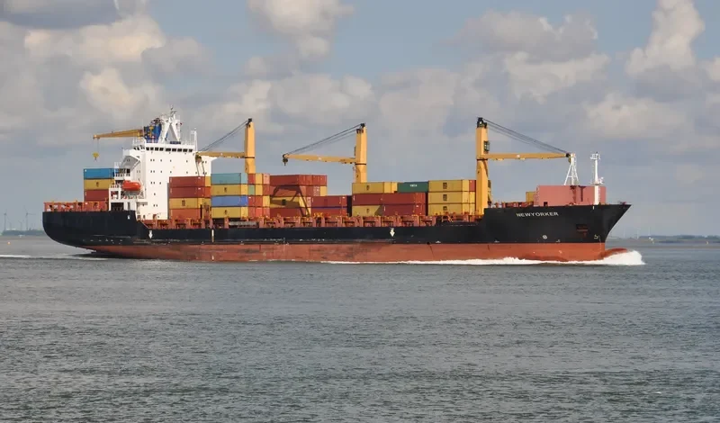 NEWYORKER Container Ship IMO 9209104 photo 8