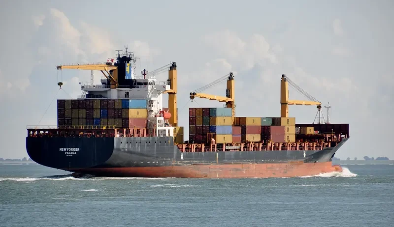 NEWYORKER Container Ship IMO 9209104 photo 9