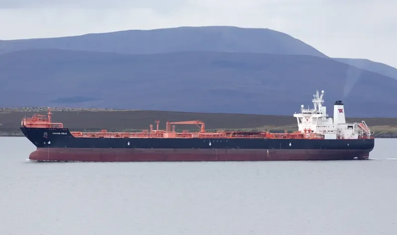 NAVION OSLO Tanker IMO 9209130 photo 5