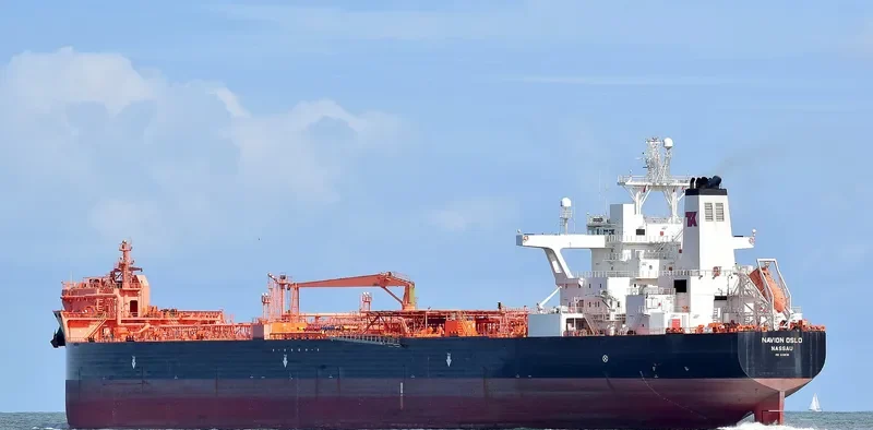 NAVION OSLO Tanker IMO 9209130 photo 7