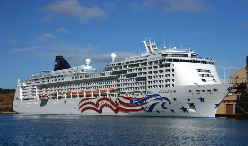 PRIDE OF AMERICA Passenger Ship IMO 9209221 photo 2