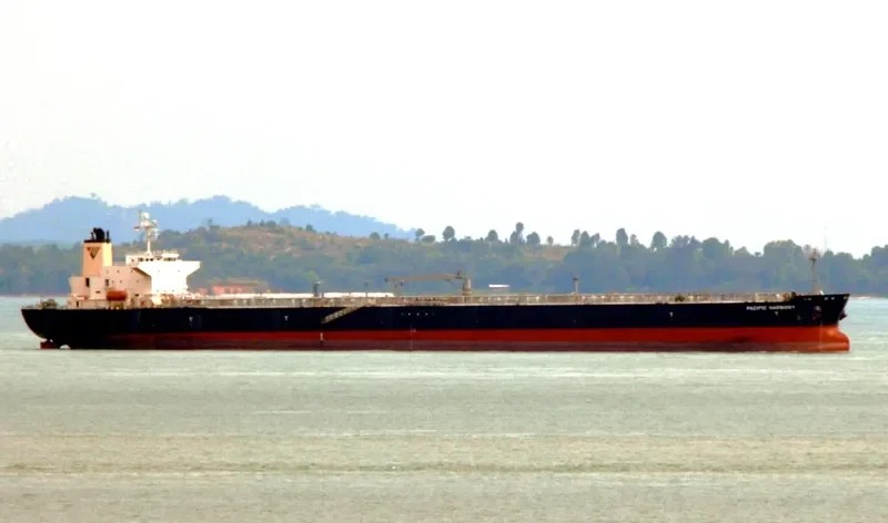 MOLECULE Tanker IMO 9209300 photo 6