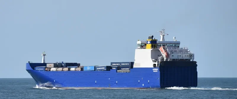 CATHERINE Ro-Ro IMO 9209453 photo 8