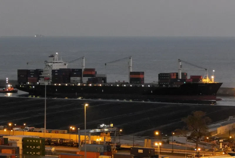 DIMITRIS C Container Ship IMO 9210074 photo 2