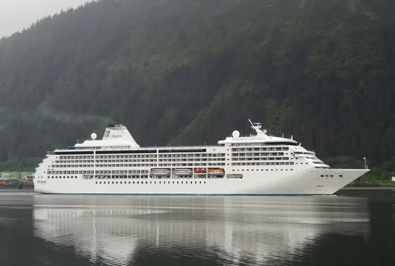 SEVEN SEAS MARINER Passenger Ship IMO 9210139 photo 2