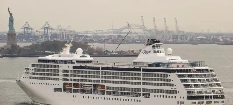 SEVEN SEAS MARINER Passenger Ship IMO 9210139 photo 4