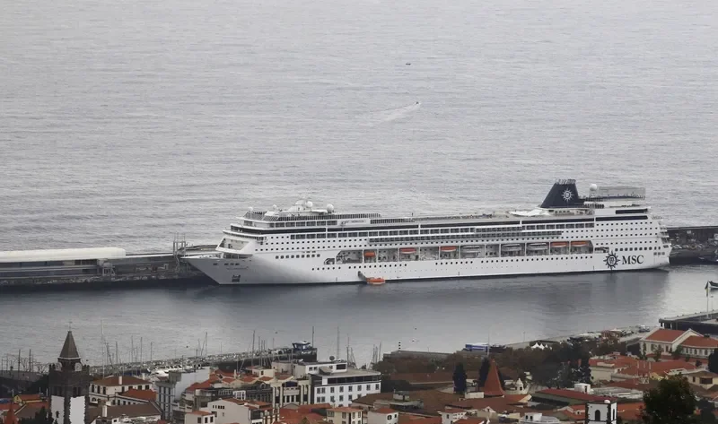 MSC ARMONIA Passenger Ship IMO 9210141 photo 2