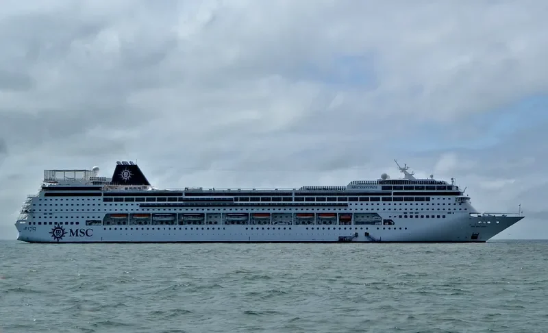 MSC SINFONIA Passenger Ship IMO 9210153 photo 3