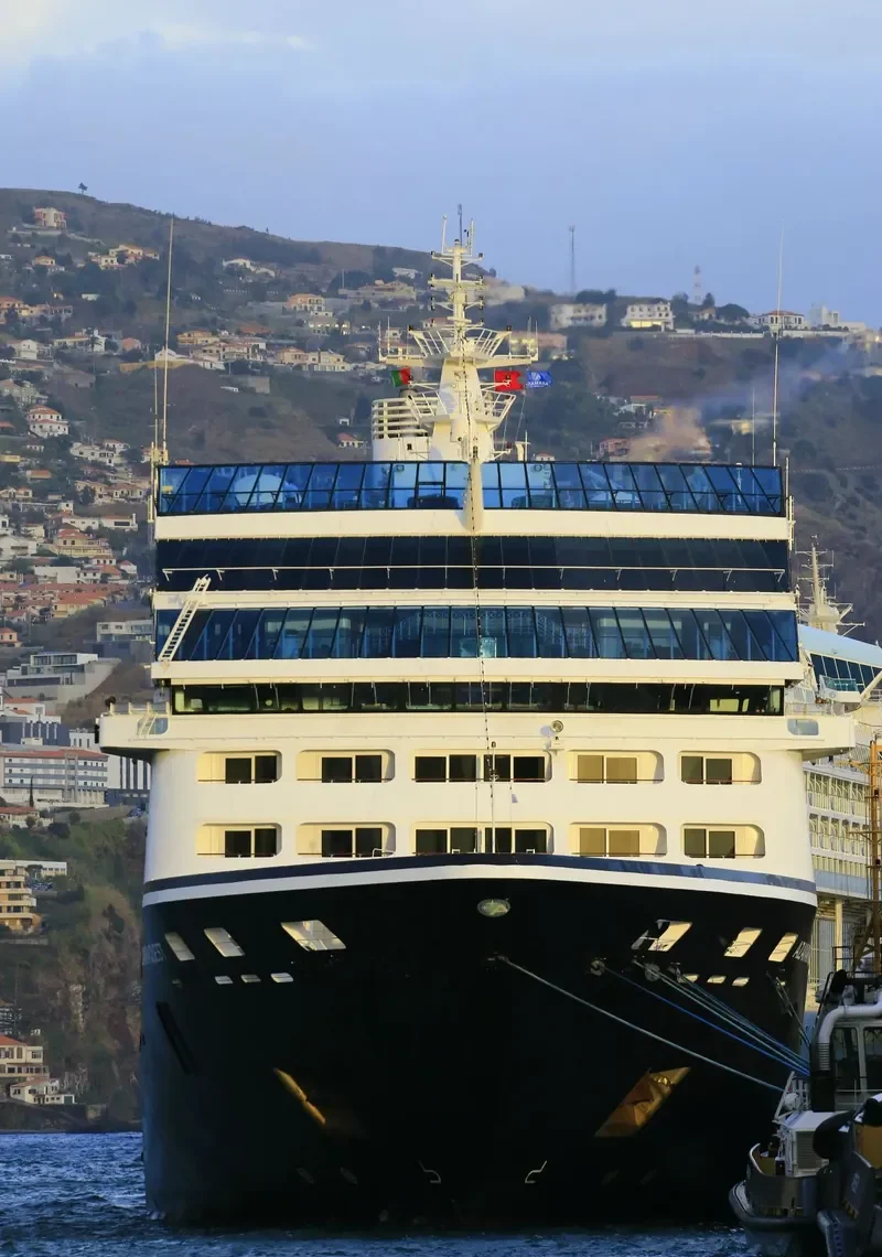 AZAMARA QUEST Passenger Ship IMO 9210218 photo 3