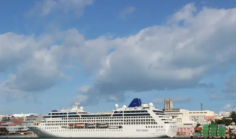 AZAMARA PURSUIT Passenger Ship IMO 9210220 photo 2