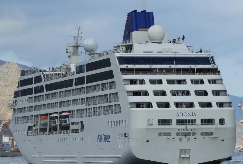AZAMARA PURSUIT Passenger Ship IMO 9210220 photo 9
