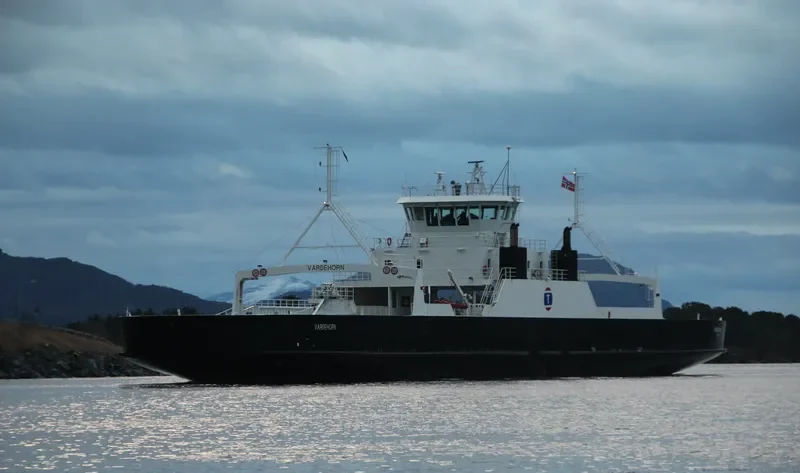 VARDEHORN Ro-Ro IMO 9210622 photo 2