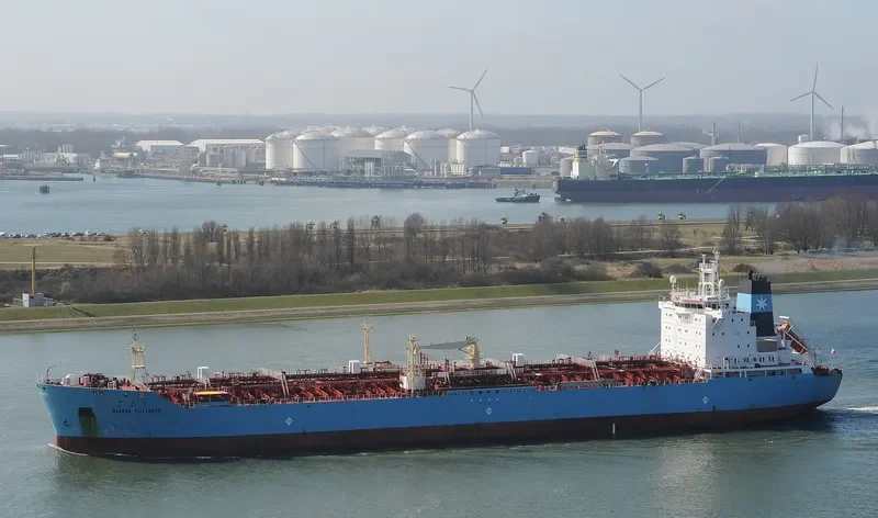 KINGIS Tanker IMO 9210892 photo 6