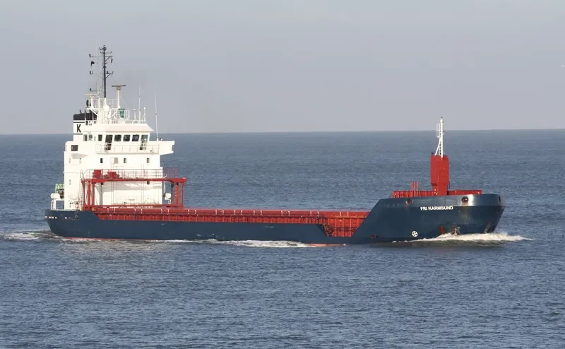 FRI KARMSUND Container Ship IMO 9211066 photo 5