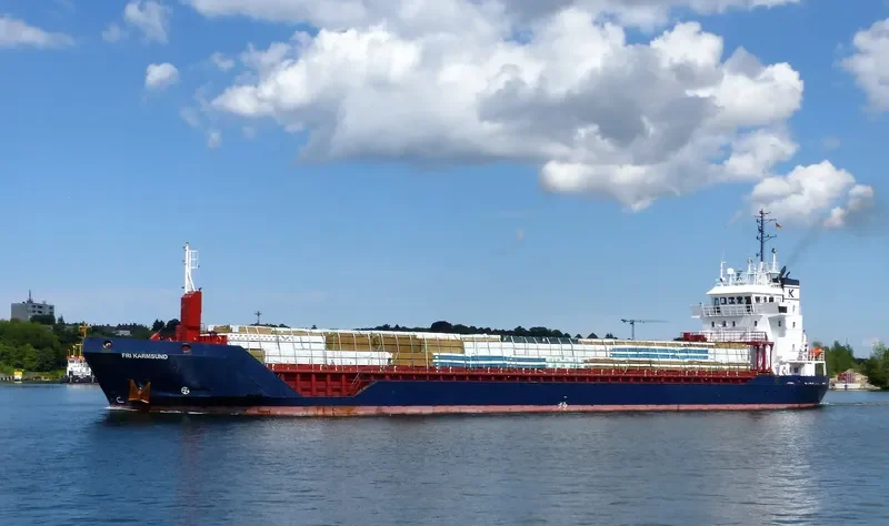 FRI KARMSUND Container Ship IMO 9211066 photo 8