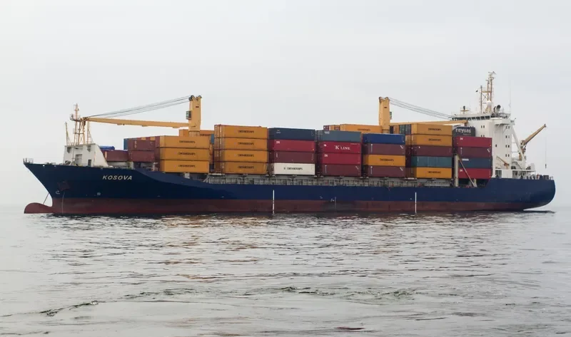 KOSOVAK Container Ship IMO 9211157