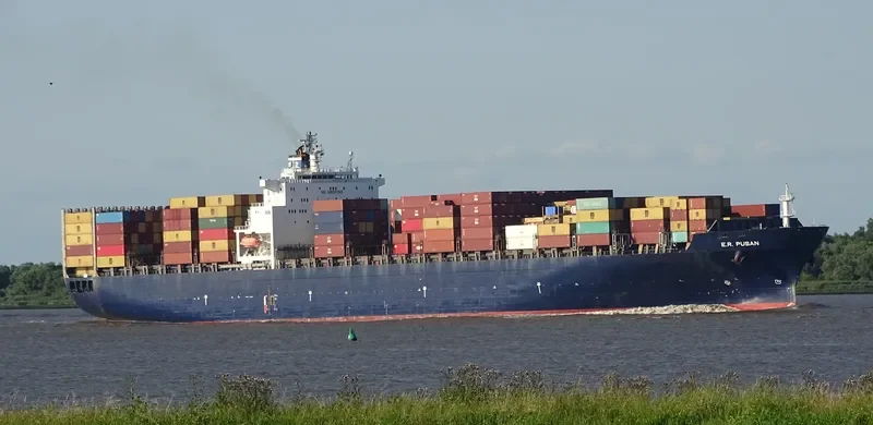 PUSAN Container Ship IMO 9211169 photo 4