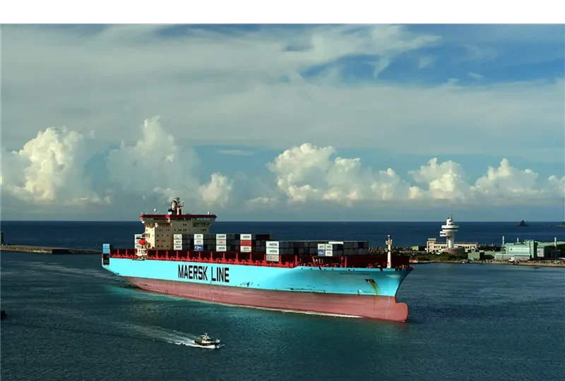 W KLAIPEDA Container Ship IMO 9211482 photo 6