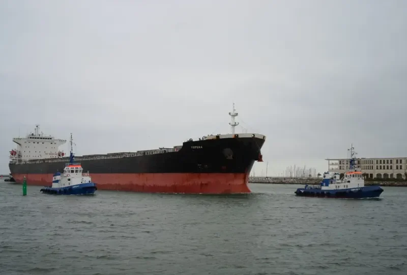 TOPEKA Bulk Carrier IMO 9211585 photo 10