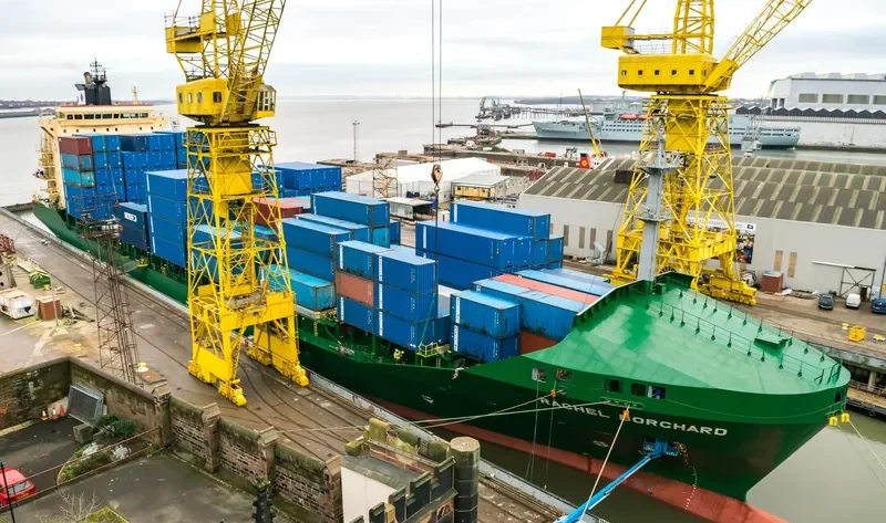 RACHEL BORCHARD Container Ship IMO 9212010 photo 6