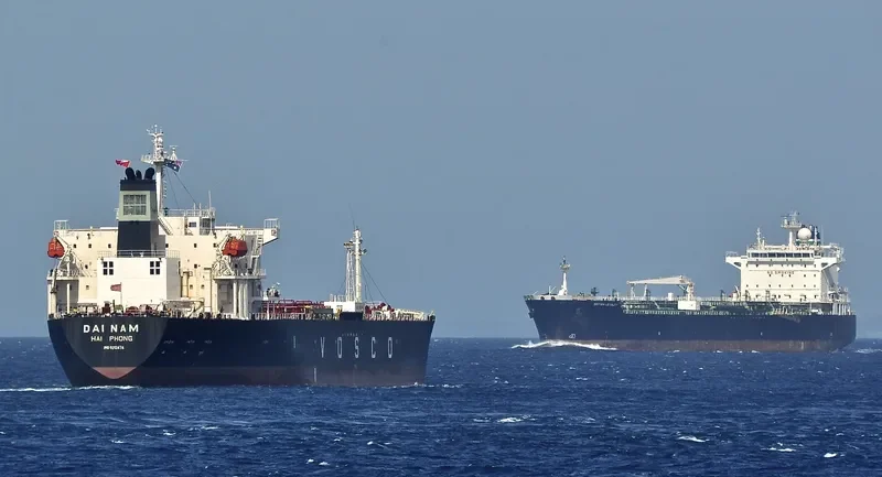 DAI Tanker IMO 9212474 photo 4